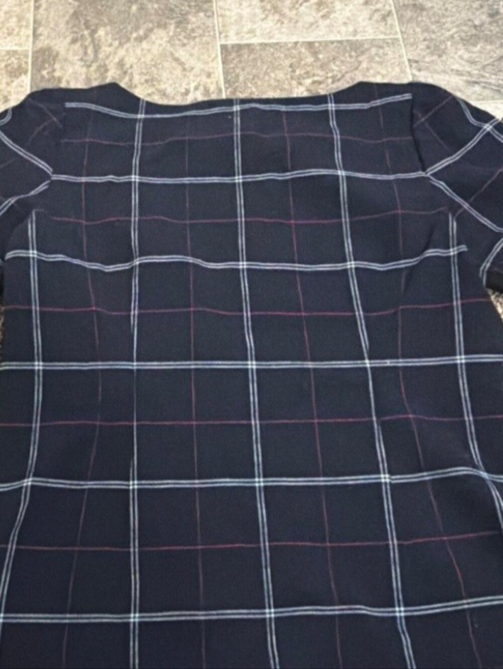 Banana Republic BR Navy Plaid Short Puff Sleeves Plaid Blouse Top Sz Size M - Picture 3 of 3